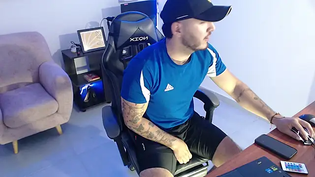 Thiago 420 online show from May 26, 11:12 pm