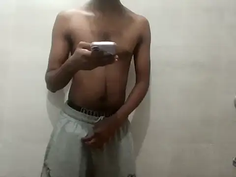 male18in online show from June 1, 11:05 pm