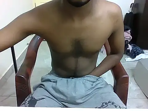male18in online show from July 9, 11:08 pm