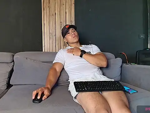 hetero sexxx online show from June 4, 8:48 pm