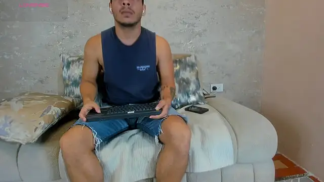 OliverWyse online show from June 28, 1:55 am