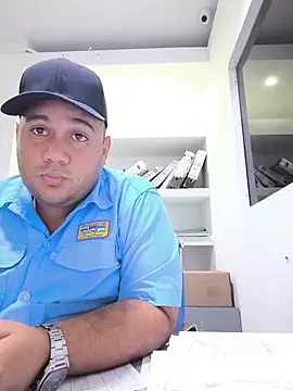 Alejandrojk16 online show from August 4, 1:33 am
