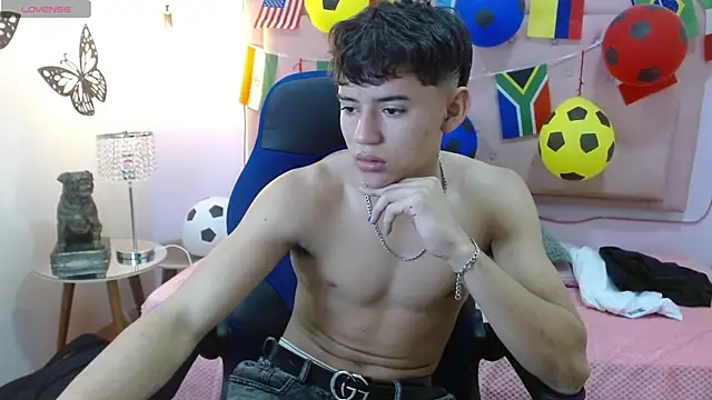 Ryan grayx online show from July 5, 12:23 pm