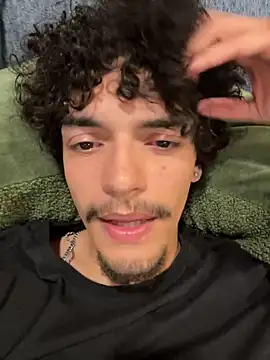 Uhhyuhhhhh online show from June 14, 4:47 am