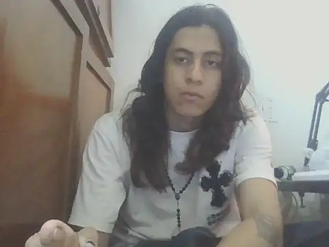 bloodyvampire06 online show from June 1, 5:08 am