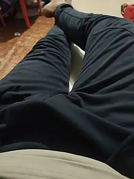 King-1432 online show from May 30, 12:49 pm
