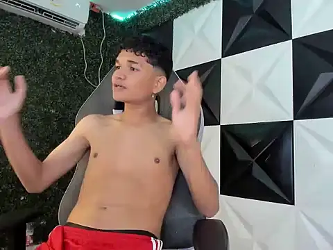 davexxx  online show from July 4, 5:10 am