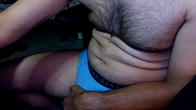 talltannhandsome online show from July 28, 12:48 pm
