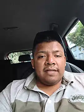 miguel990106 online show from June 18, 11:21 pm