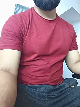 8inch hunk19 online show from July 12, 8:05 am