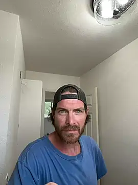 The Handyman and his Girl online show from July 7, 9:40 pm