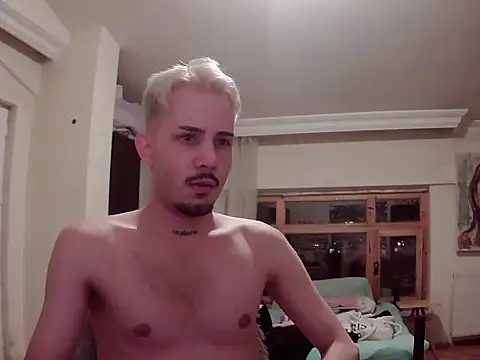 austindamon online show from July 9, 10:46 pm