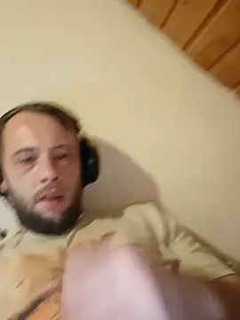llChrisll95 online show from July 15, 8:48 pm