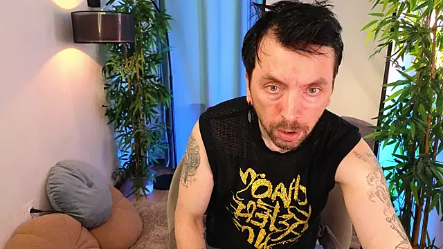 Markus R1vas online show from July 21, 3:25 pm