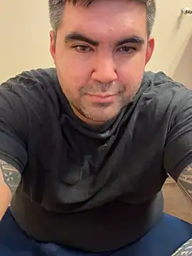 chubbyntatted online show from July 25, 1:13 am