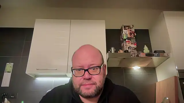 theitalianbear online show from March 8, 2:59 am