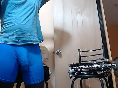 kurtbigcock online show from June 20, 6:35 pm