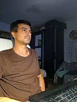 Snapshot of Cipribuddy chatting on September 17, 10:33 pm Cipribuddy online show from September 17, 10:33 pm