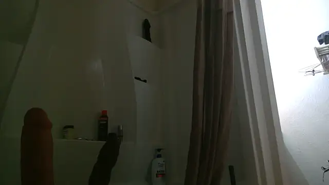 UncutHammer69 online show from September 16, 3:29 am