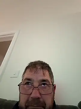 Yorkshireman68 online show from December 15, 5:53 pm