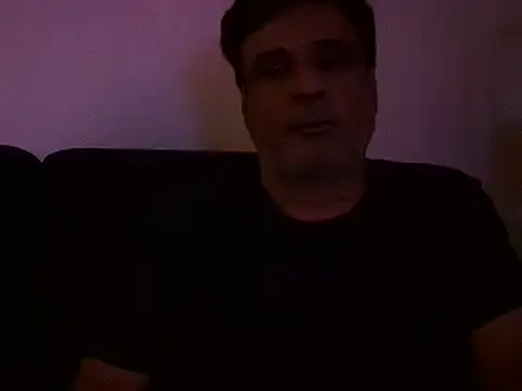 Snapshot of desipapaxxx chatting on February 6, 1:32 pm desipapaxxx online show from February 6, 1:32 pm