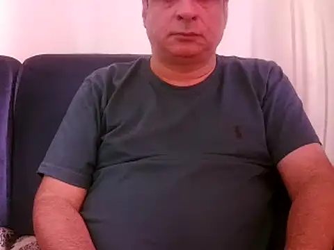 Snapshot of desipapaxxx chatting on December 16, 8:41 am desipapaxxx online show from December 16, 8:41 am