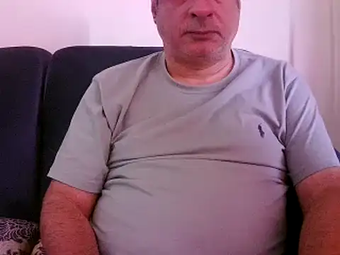 Snapshot of desipapaxxx chatting on January 19, 5:05 am desipapaxxx online show from January 19, 5:05 am
