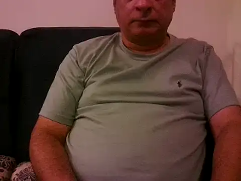 Snapshot of desipapaxxx chatting on December 7, 7:32 pm desipapaxxx online show from December 7, 7:32 pm