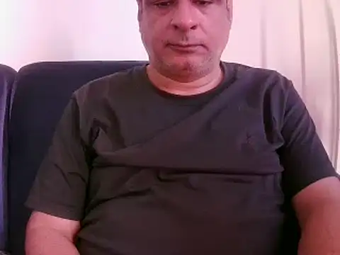 Snapshot of desipapaxxx chatting on February 4, 11:49 am desipapaxxx online show from February 4, 11:49 am