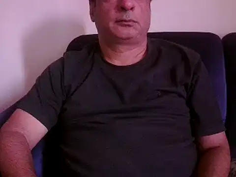 Snapshot of desipapaxxx chatting on December 17, 12:11 pm desipapaxxx online show from December 17, 12:11 pm