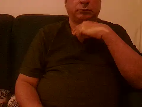 Snapshot of desipapaxxx chatting on January 28, 1:59 pm desipapaxxx online show from January 28, 1:59 pm