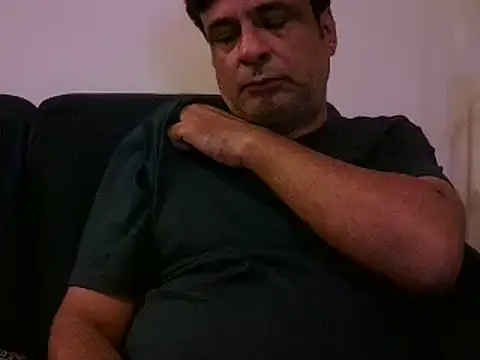 Snapshot of desipapaxxx chatting on February 26, 7:47 pm desipapaxxx online show from February 26, 7:47 pm