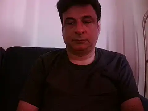 Snapshot of desipapaxxx chatting on March 21, 3:12 am desipapaxxx online show from March 21, 3:12 am