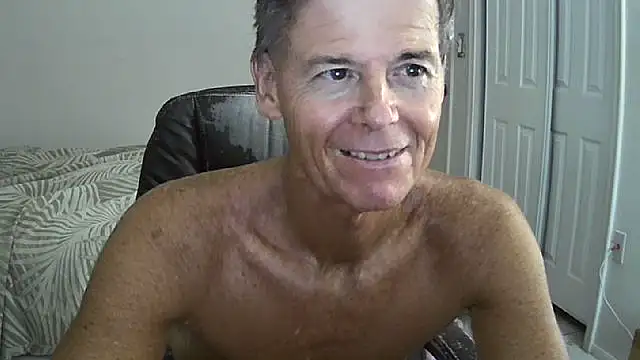 Snapshot of nakeedcowboi65 chatting on October 10, 5:51 pm nakeedcowboi65 online show from October 10, 5:51 pm