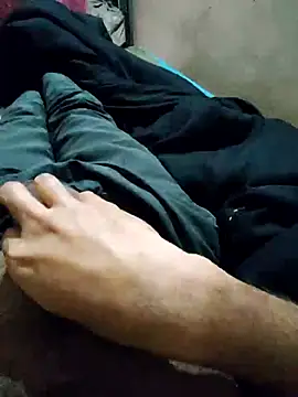 GUJJU GUJARATI online show from February 28, 6:40 pm