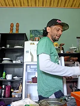 Toycockhot online show from November 10, 9:09 pm