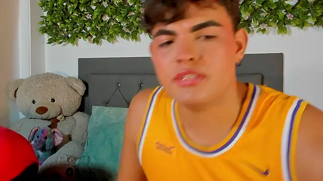 kamii 22 online show from September 26, 4:05 pm