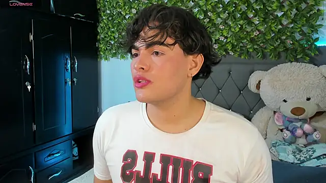 kamii 22 online show from February 21, 7:01 am