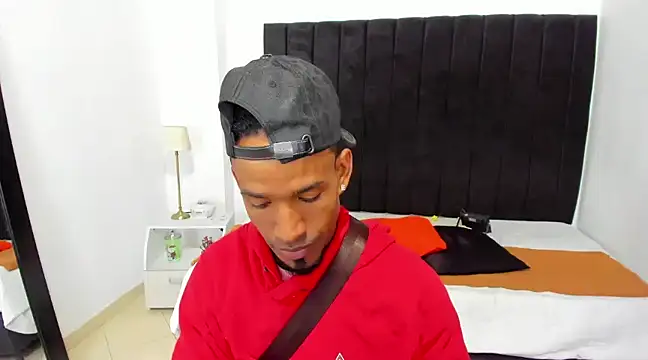 Snapshot of anhtony_wayans chatting on January 25, 8:10 pm anhtony wayans online show from January 25, 8:10 pm