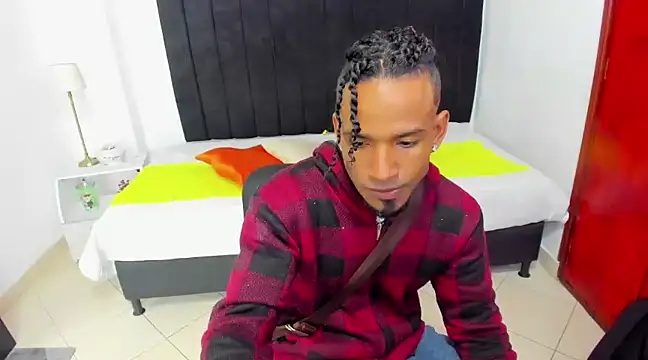 Snapshot of anhtony_wayans chatting on February 1, 12:40 am anhtony wayans online show from February 1, 12:40 am