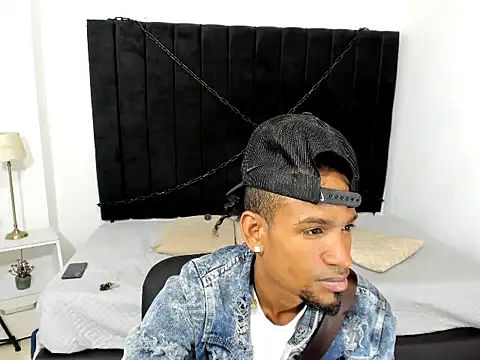 Snapshot of anhtony_wayans chatting on September 12, 12:21 am anhtony wayans online show from September 12, 12:21 am