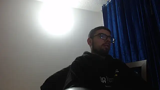 fvckolombianguyy online show from February 6, 5:57 am