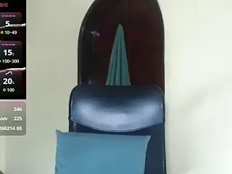 Snapshot of kilian_xx chatting on March 8, 1:23 pm kilian xx online show from March 8, 1:23 pm