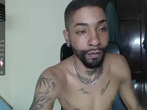Snapshot of kilian_xx chatting on January 20, 1:11 pm kilian xx online show from January 20, 1:11 pm