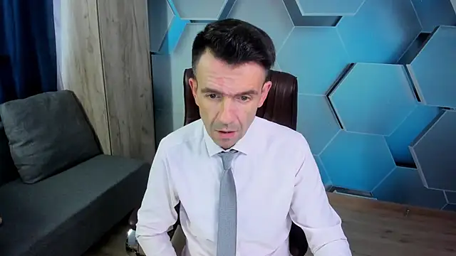 SteveTiger online show from November 12, 11:49 am