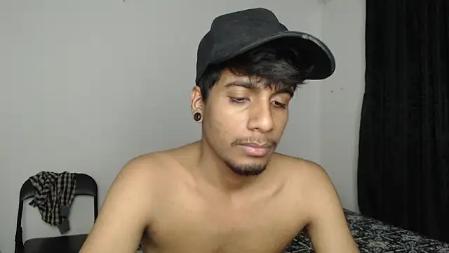 stevenosori online show from November 8, 4:48 am