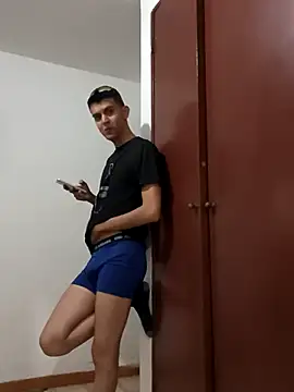 joanpinzon online show from February 26, 7:48 pm