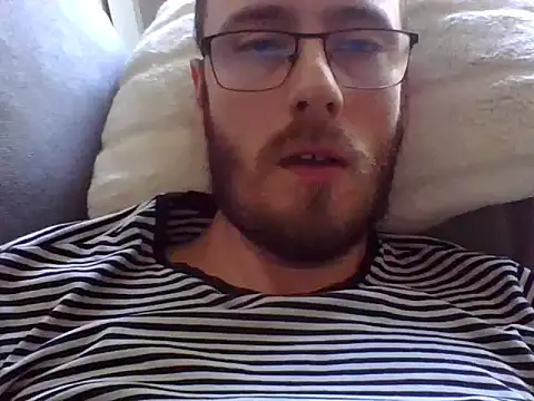 pimwie online show from November 21, 9:41 am