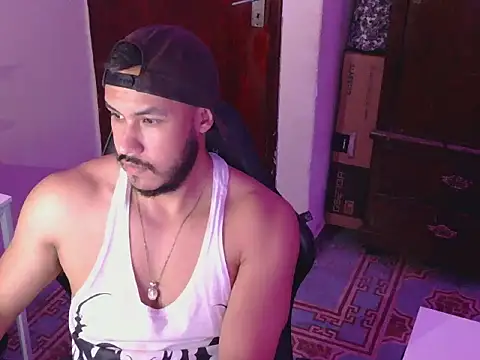 Casas oom online show from December 5, 11:56 pm