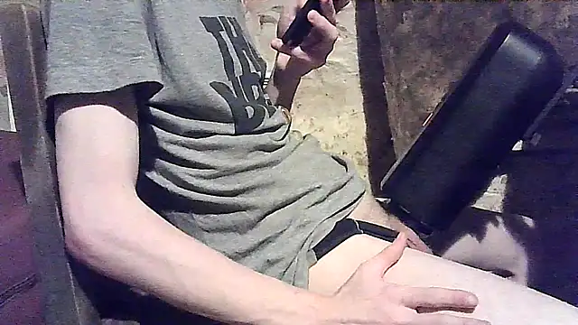 Babi Kisi online show from December 20, 1:33 pm